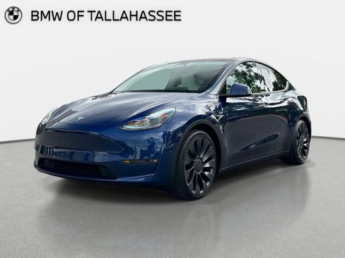 Used 2024 Tesla Model Y Performance AWD/4WD image 1
