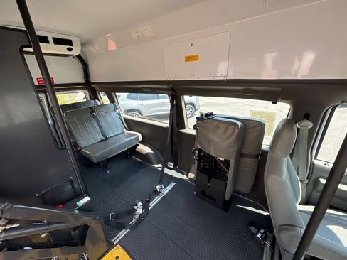 Used 2012 Ford E-350 and Econoline 350 Extended Super Duty w/ PWR Group RWD image 21