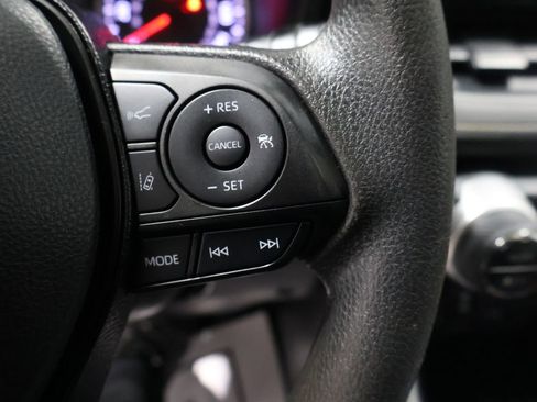 Used 2019 Toyota RAV4 XLE image 36