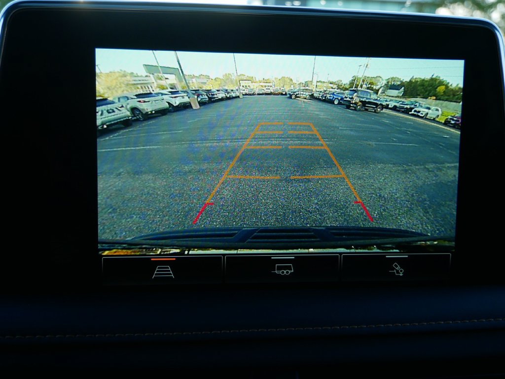 Used 2024 GMC Yukon XL AT4 w/ Max Trailering Package AWD/4WD image 21