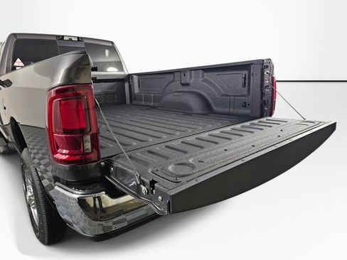 New 2026 RAM 3500 Tradesman AWD/4WD image 17