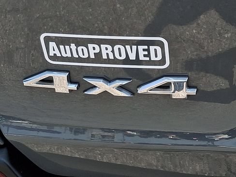 Used 2019 Jeep Cherokee Limited w/ Technology Group AWD/4WD image 32