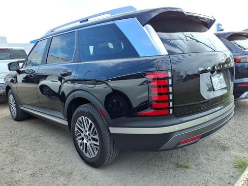 Used 2026 Hyundai Palisade SEL FWD image 2