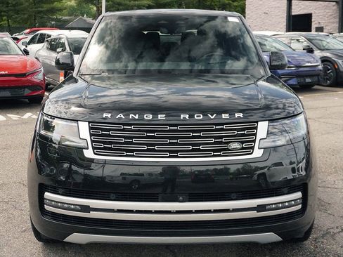 Used 2024 Land Rover Range Rover Long Wheelbase Autobiography image 15