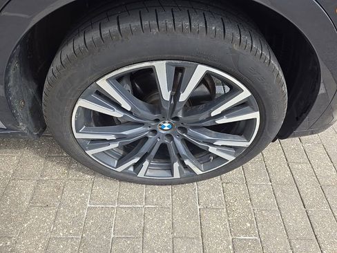 Used 2020 BMW X7 xDrive40i w/ Premium Package image 11