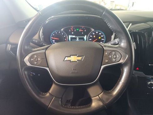 Used 2018 Chevrolet Traverse LT image 18