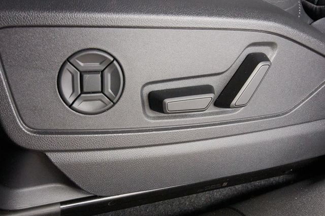 Used 2025 Audi Q5 Prestige AWD/4WD image 25