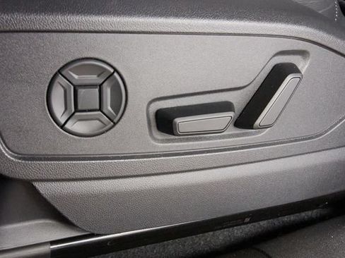 Used 2025 Audi Q5 Prestige AWD/4WD image 25