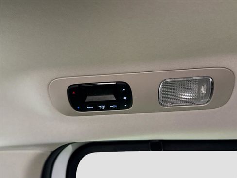 New 2026 Honda Odyssey Touring image 25