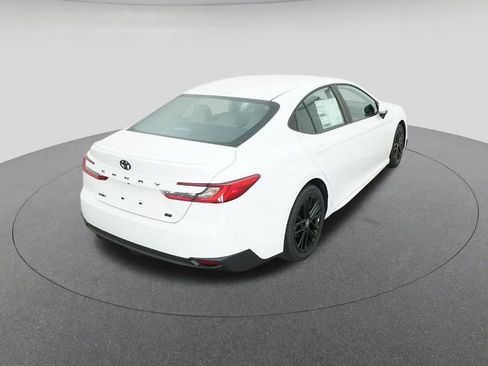 New 2026 Toyota Camry SE image 8