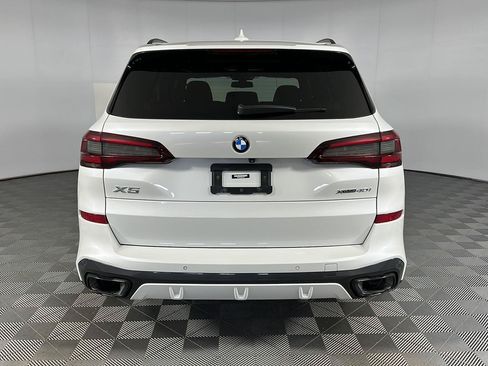 Used 2022 BMW X5 xDrive40i w/ M Sport Package AWD/4WD image 29