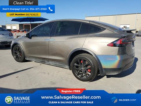 Used 2016 Tesla Model X 90D image 3