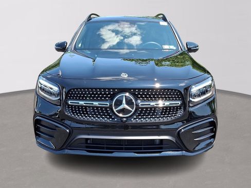 Used 2026 Mercedes-Benz GLB 250 4MATIC image 2