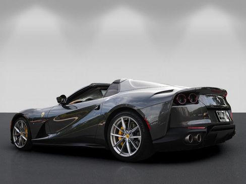 Certified 2022 Ferrari 812 GTS RWD image 5