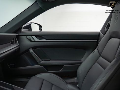 Used 2021 Porsche 911 Carrera image 30