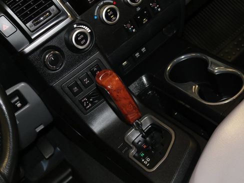 Used 2020 Toyota Sequoia Platinum image 48