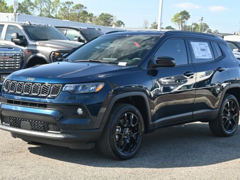 New 2026 Jeep Compass Latitude AWD/4WD image 5