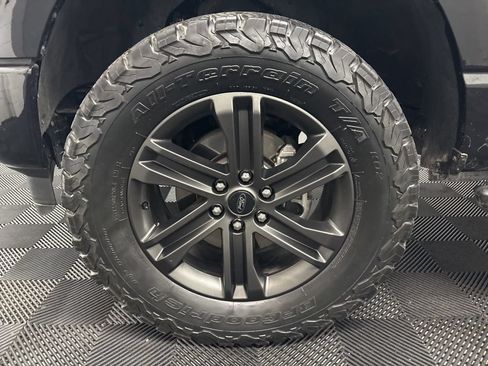 Used 2021 Ford F150 Lariat w/ Equipment Group 502A High AWD/4WD image 36