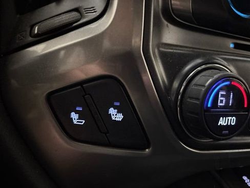 Used 2018 Chevrolet Silverado 1500 LT w/ All Star Edition AWD/4WD image 20