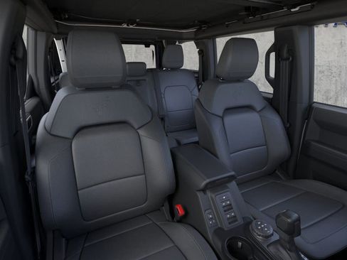 New 2025 Ford Bronco Outer Banks w/ Sasquatch Package image 10