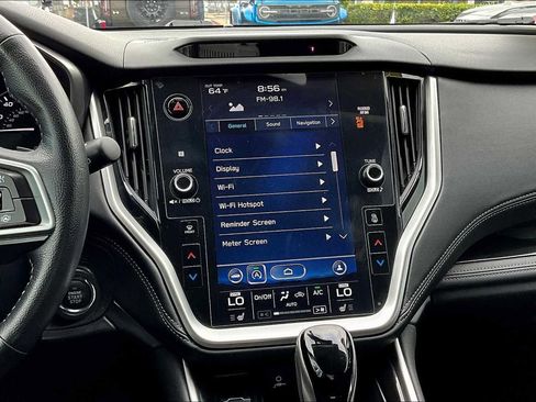 Used 2021 Subaru Outback Limited image 11