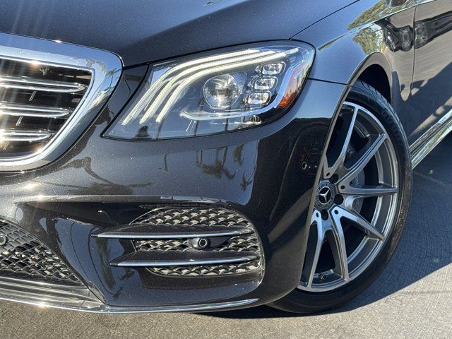 Used 2018 Mercedes-Benz S 560 Sedan image 2