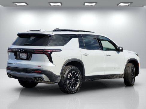 Used 2026 Chevrolet Traverse Z71 w/ Enhanced Driving Package AWD/4WD image 4