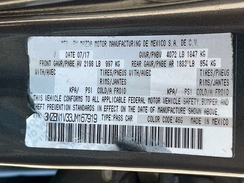 Used 2018 MAZDA MAZDA3 Touring FWD image 33