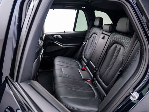 Certified 2024 BMW X5 xDrive40i w/ Executive Package image 17