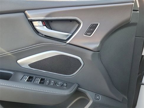 New 2025 Acura RDX SH-AWD image 14