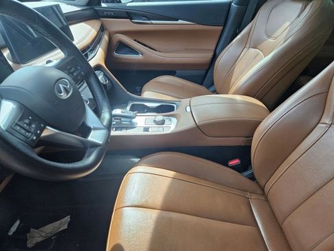 Used 2023 INFINITI QX60 Sensory w/ Vision Package image 12