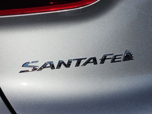 Used 2022 Hyundai Santa Fe Limited image 12