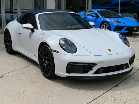 Used 2023 Porsche 911 Carrera 4 GTS AWD/4WD image 3