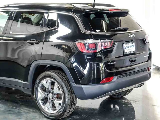 Used 2018 Jeep Compass Limited AWD/4WD image 10