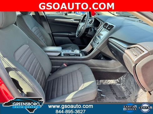 Used 2020 Ford Fusion SE image 25