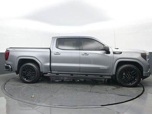 Used 2024 GMC Sierra 1500 Elevation w/ X31 Off-Road Package AWD/4WD image 2