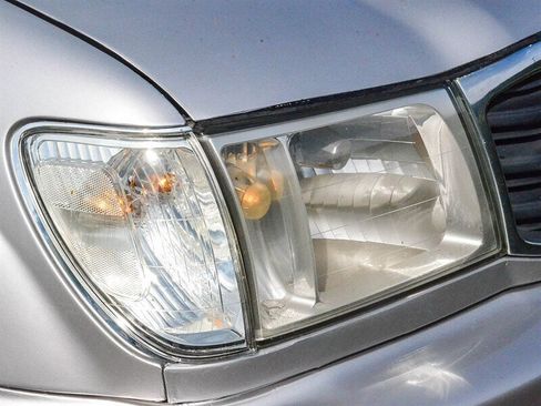 Used 2000 Toyota Land Cruiser AWD/4WD image 14