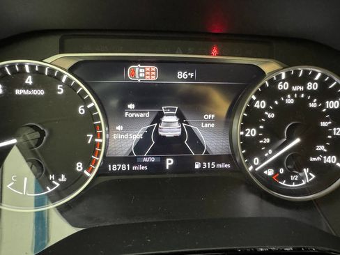 Used 2026 Nissan Pathfinder Rock Creek AWD/4WD image 3