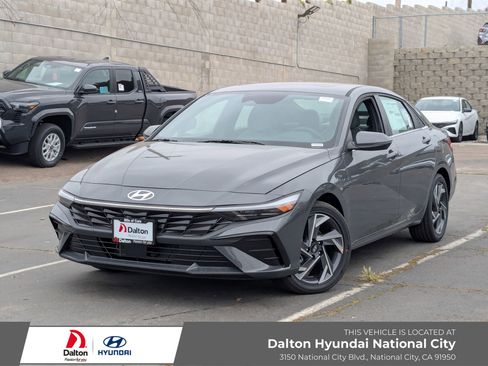 New 2025 Hyundai Elantra Limited image 1