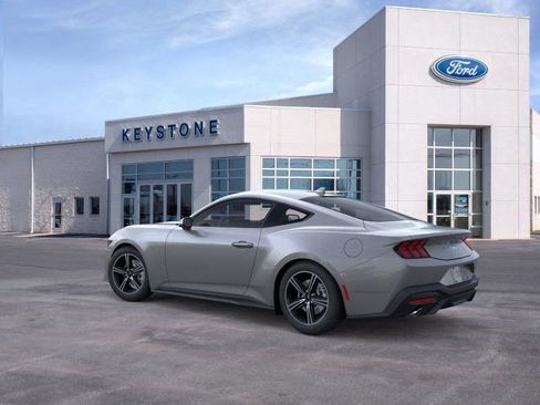 New 2025 Ford Mustang Coupe image 4