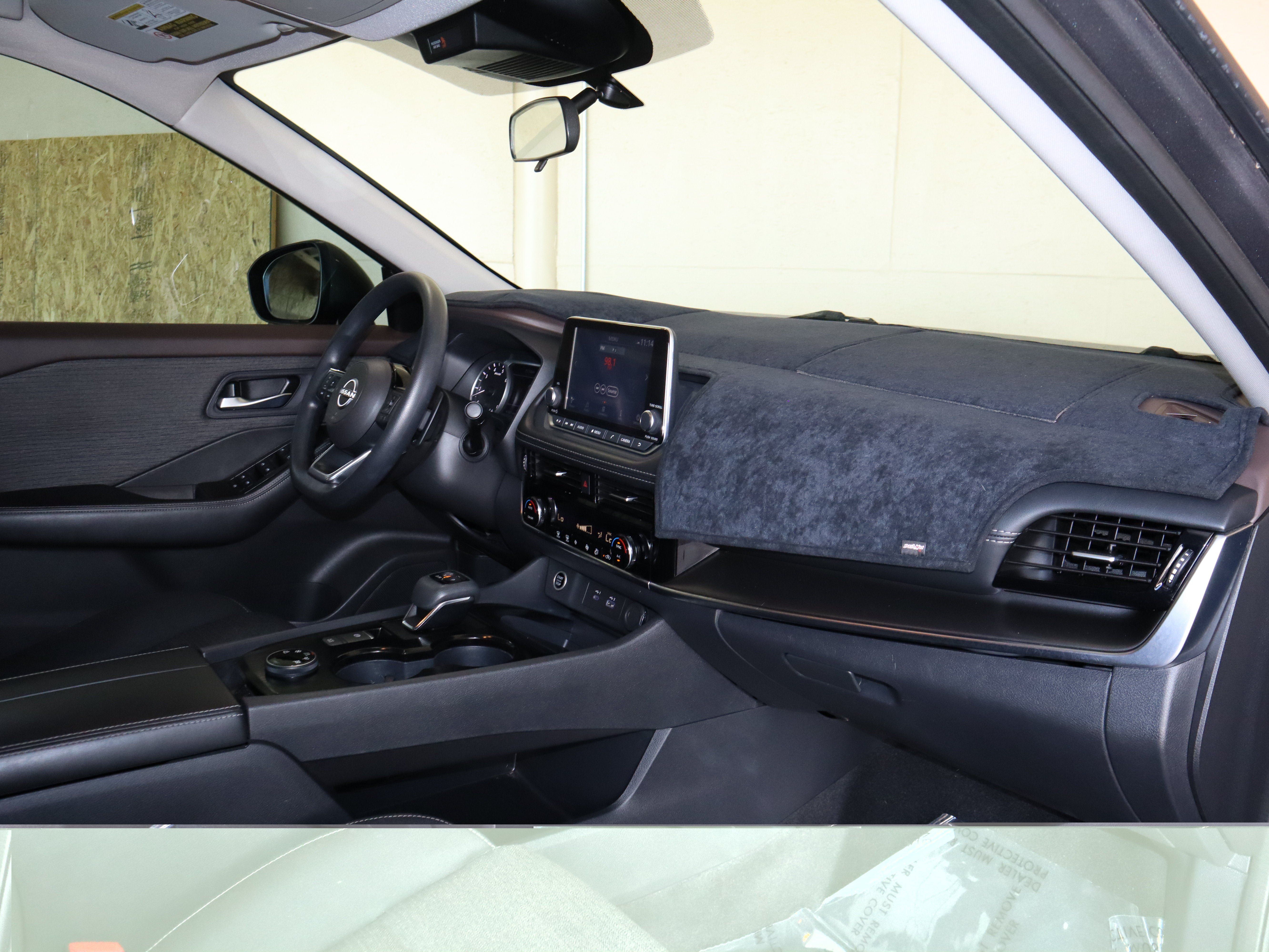 Used 2023 Nissan Rogue SV AWD/4WD image 38