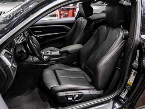 Used 2019 BMW 430i xDrive Coupe w/ Convenience Package AWD/4WD image 30