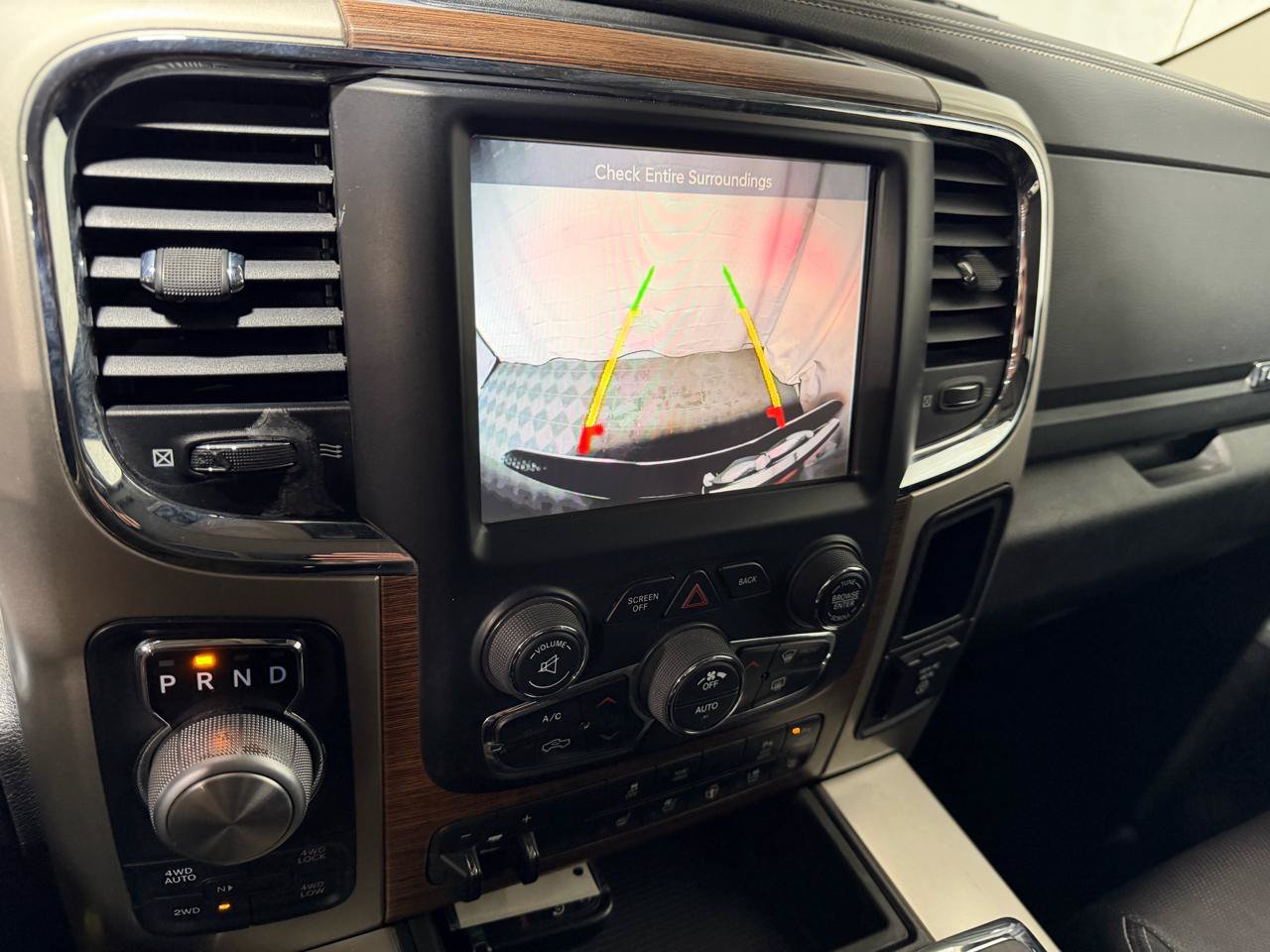Used 2015 RAM 1500 Laramie w/ Convenience Group AWD/4WD image 30