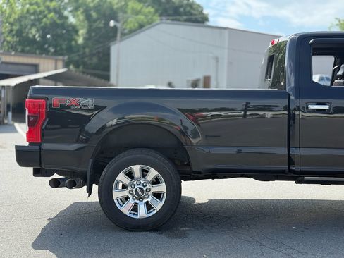 Used 2017 Ford F250 Platinum w/ Platinum Ultimate Package AWD/4WD image 6