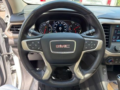 Used 2017 GMC Acadia Denali w/ Technology Package AWD/4WD image 16