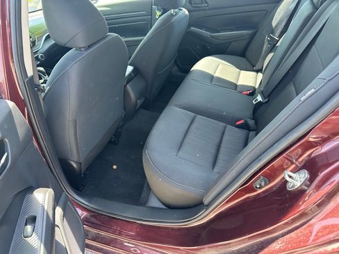 Used 2025 Nissan Altima 2.5 SV FWD image 20