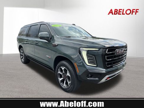 Used 2025 GMC Yukon XL AT4 Ultimate AWD/4WD image 1