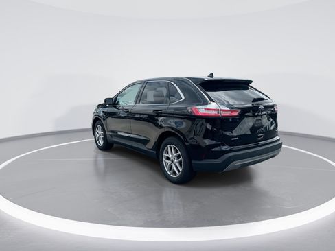 Used 2024 Ford Edge SEL AWD/4WD image 7
