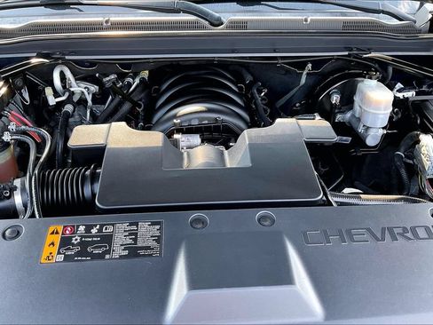 Used 2018 Chevrolet Tahoe LS w/ Enhanced Driver Alert Package RWD image 33