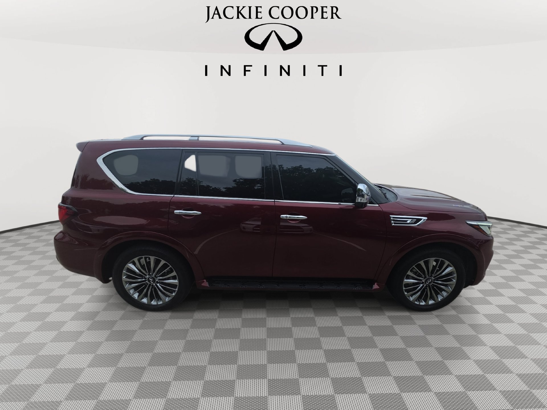 Used 2021 INFINITI QX80 Sensory w/ All-Season Package AWD/4WD image 4